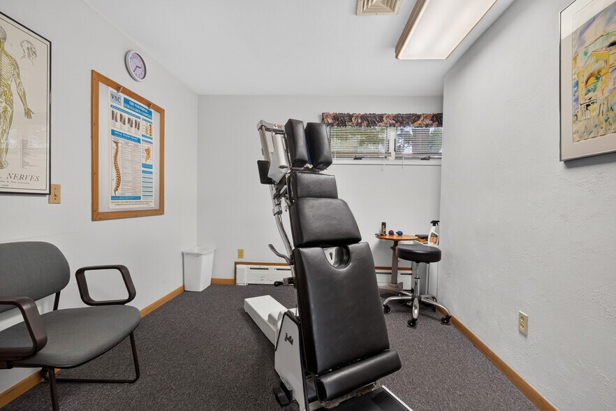 More Photos Of 3405 Orchard Park Rd, Orchard Park Office Residential For Sale