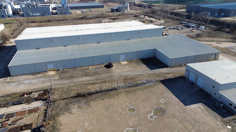 More Photos Of 4200 Thomas Dr SW, Cedar Rapids Warehouse For Sale