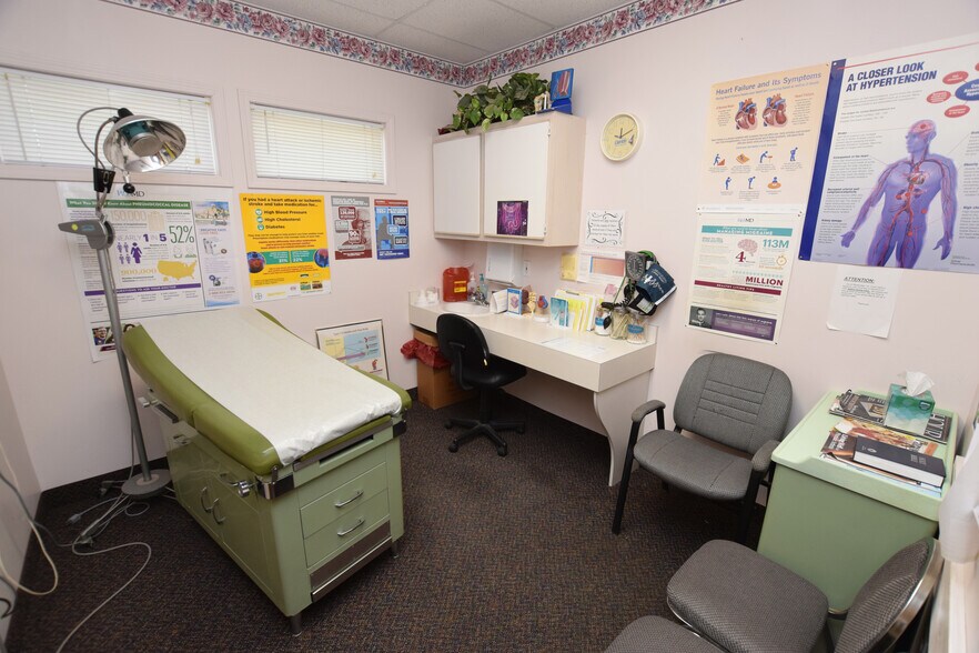 More Photos Of 3380 Beecher Rd, Flint Medical For Sale