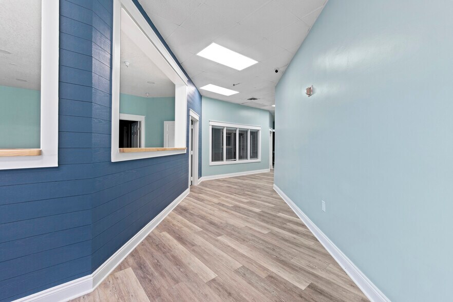 More Photos Of 5420 Hickory St, Panama City Office For Lease