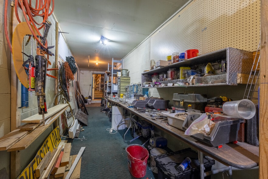 More Photos Of 7007 W Colfax Ave, Denver Freestanding For Sale