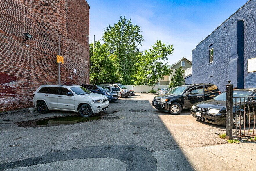 More Photos Of , Roxbury Unknown For Sale