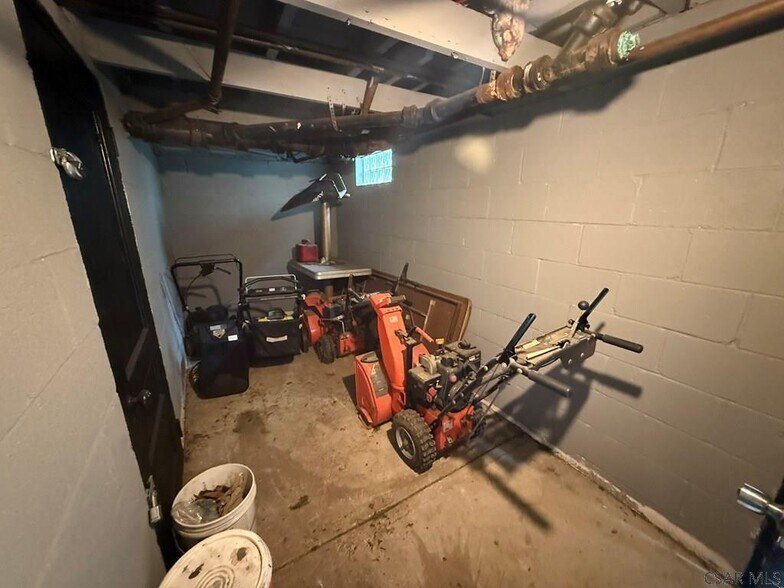 More Photos Of 534 Sheridan St, Johnstown General Retail For Sale