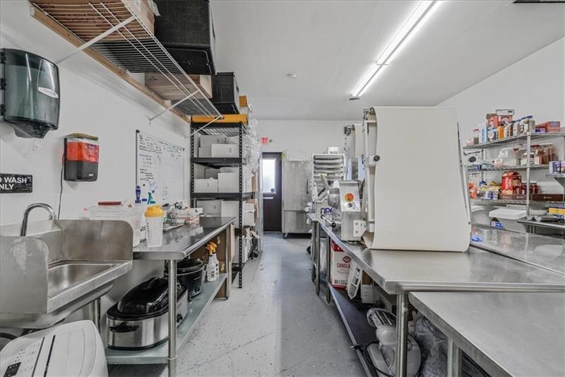 More Photos Of 3058 Washington Pike, Bridgeville Restaurant For Sale