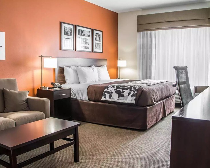 More Photos Of 4530 W White Ave, Blackwell Hotel For Sale