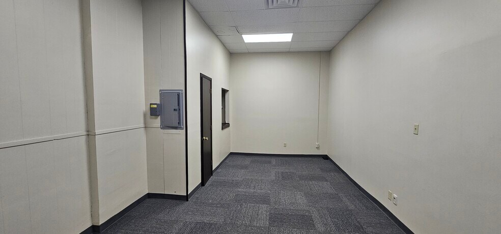 More Photos Of 5255-5261 Hohman Ave, Hammond Office For Lease