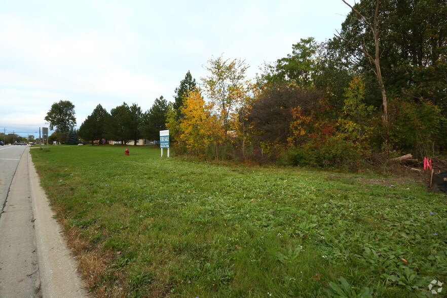 More Photos Of Michigan Ave, Canton Land For Lease