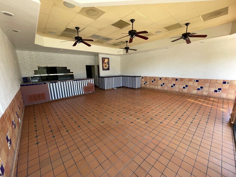 More Photos Of 4178-4250 Barranca Pky, Irvine Storefront For Lease