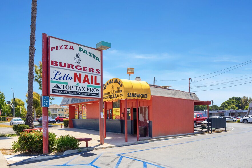 More Photos Of 5237-5263 Paramount Blvd, Lakewood Storefront For Sale