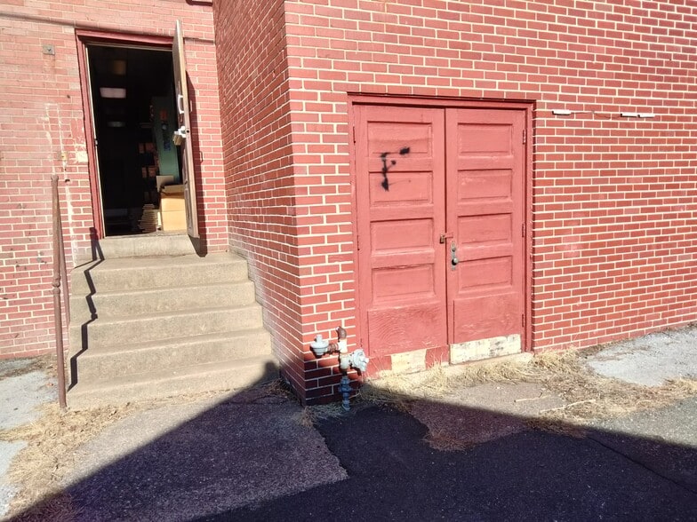 More Photos Of 200 N Washington St, Boyertown Manufacturing For Sale