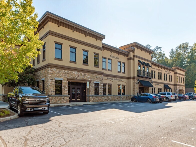 More Photos Of 600 Julian Ln, Arden Medical For Sale