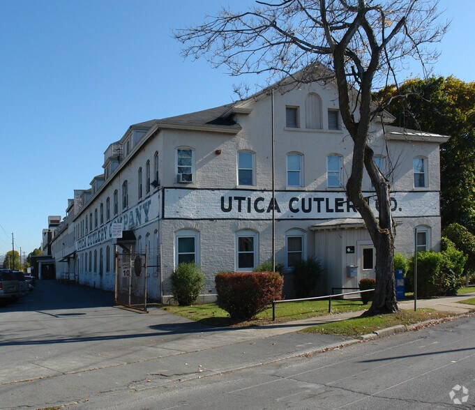 Primary Photo Of 824 Noyes St, Utica Manufacturing For Sale