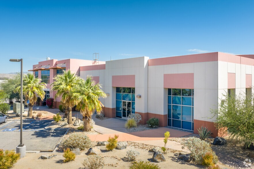 More Photos Of 73771 Dinah Shore Dr, Palm Desert Office For Lease