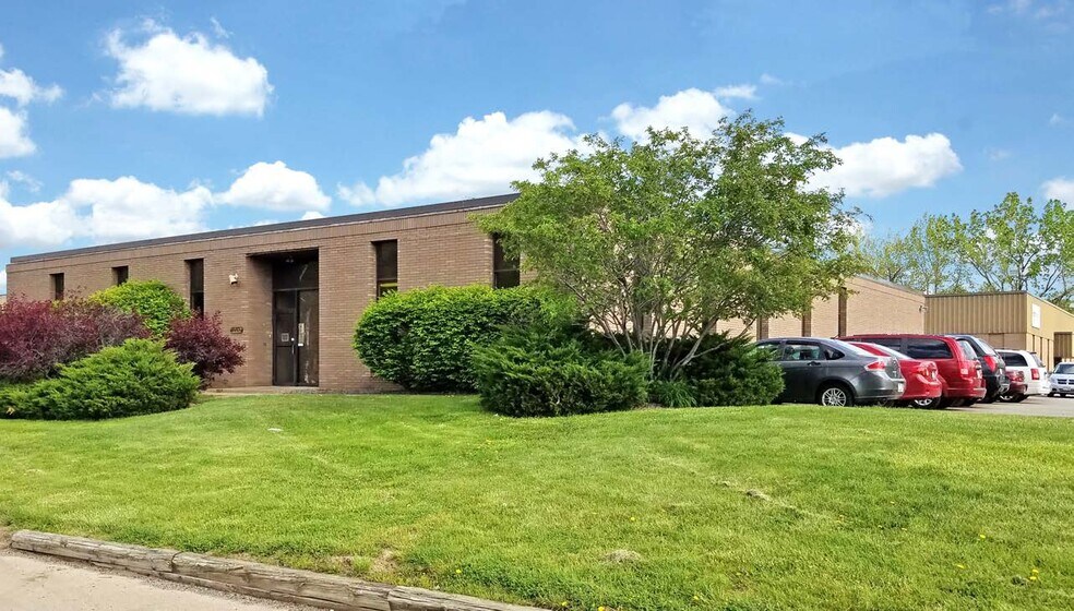 Primary Photo Of 1200-1240 Valley Belt Rd, Brooklyn Heights Flex For Lease