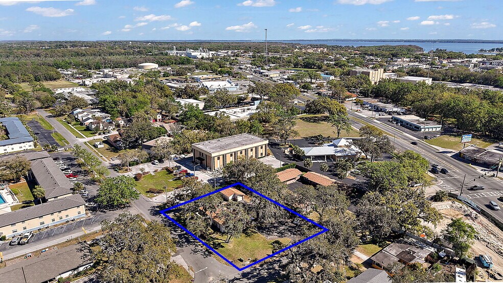 More Photos Of 708 Lee St, Leesburg Office For Sale