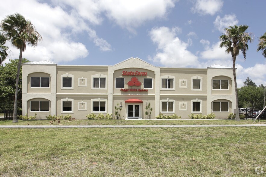 More Photos Of 5397 Orange Dr, Davie Office Residential For Lease