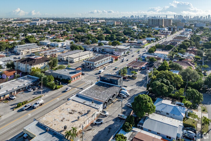 More Photos Of 4700-4708 W Flagler St, Miami General Retail For Lease