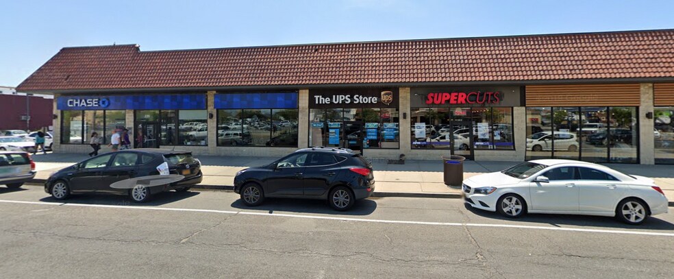 Primary Photo Of 220 E Park Ave, Long Beach General Retail For Lease