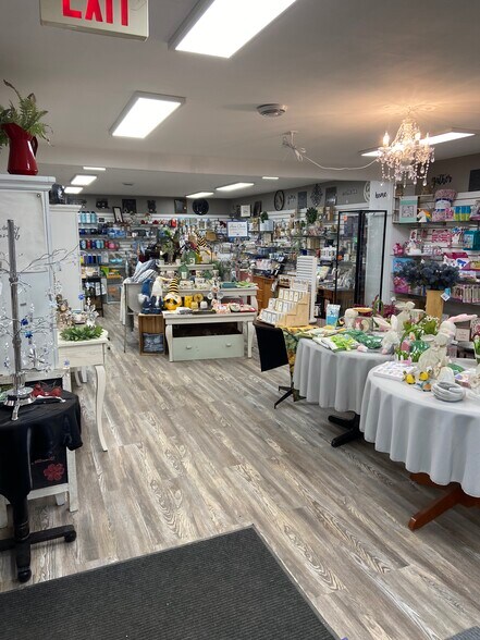 More Photos Of 408 W Main St, Kasson Restaurant For Sale