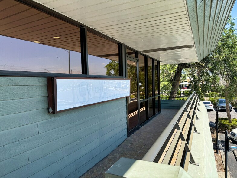 More Photos Of 2477 Stickney Point Rd, Sarasota Medical For Sale