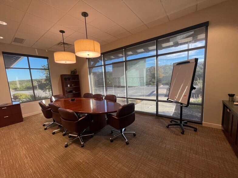 More Photos Of 6827 Camp Bullis Rd, San Antonio Medical For Lease