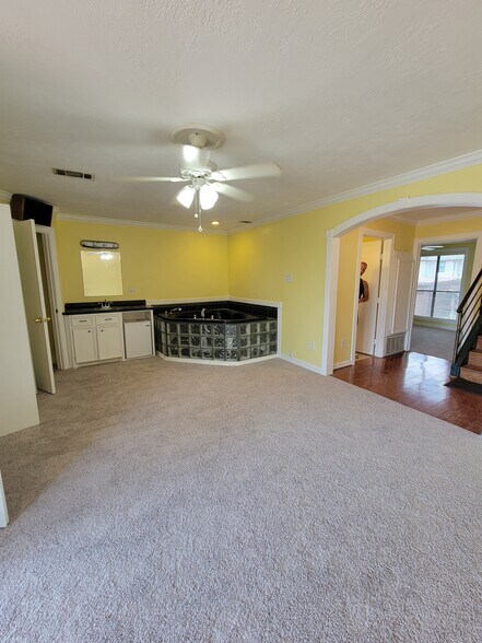 More Photos Of 2318 Crows Nest Dr, League City Specialty For Sale
