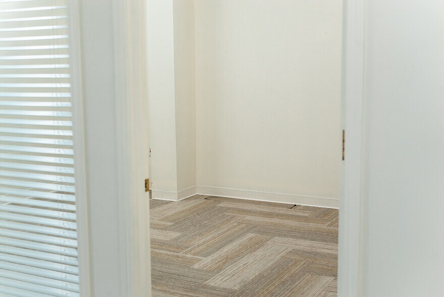 More Photos Of 125 S Kalamazoo Mall, Kalamazoo Office For Lease