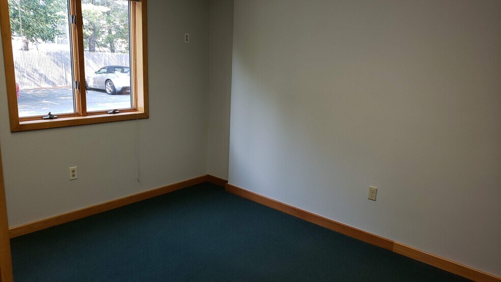 More Photos Of 85 Constitution Ln, Danvers Medical For Lease