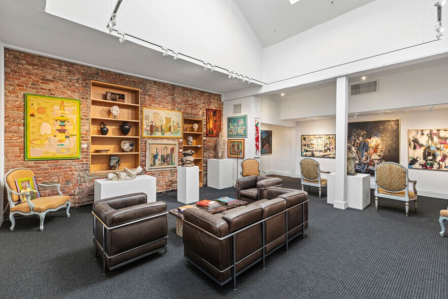 More Photos Of 712-714 Montgomery St, San Francisco Storefront Retail Office For Sale