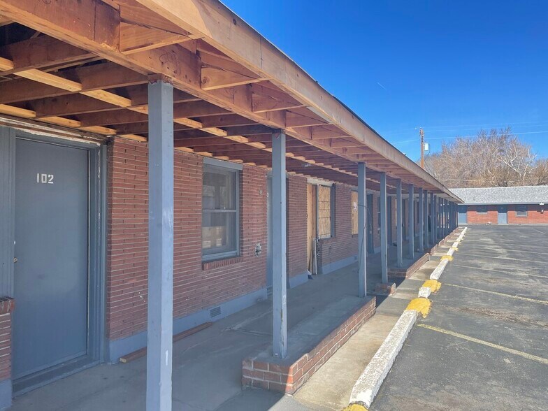 More Photos Of 2091 W 4th St, Reno Hotel For Sale