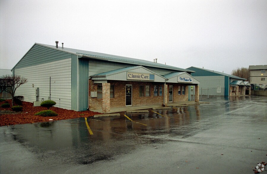 More Photos Of 2324 E Euclid Ave, Spokane Light Distribution For Lease