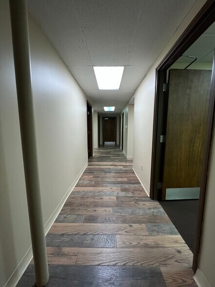 More Photos Of 2710 W Court St, Flint Office For Sale