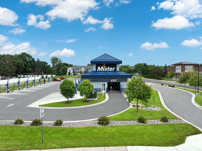 Primary Photo Of 12218 Business Park Blvd N, Champlin Carwash For Sale