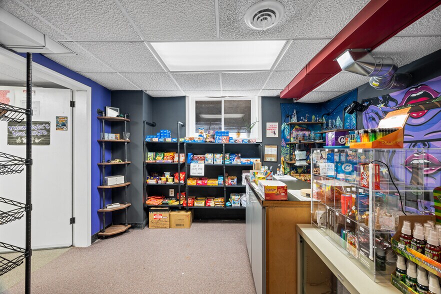 More Photos Of 253-257 Main St, Torrington Office For Sale