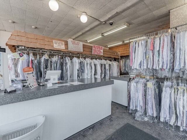 More Photos Of 1060 Busse Hwy, Park Ridge Freestanding For Sale