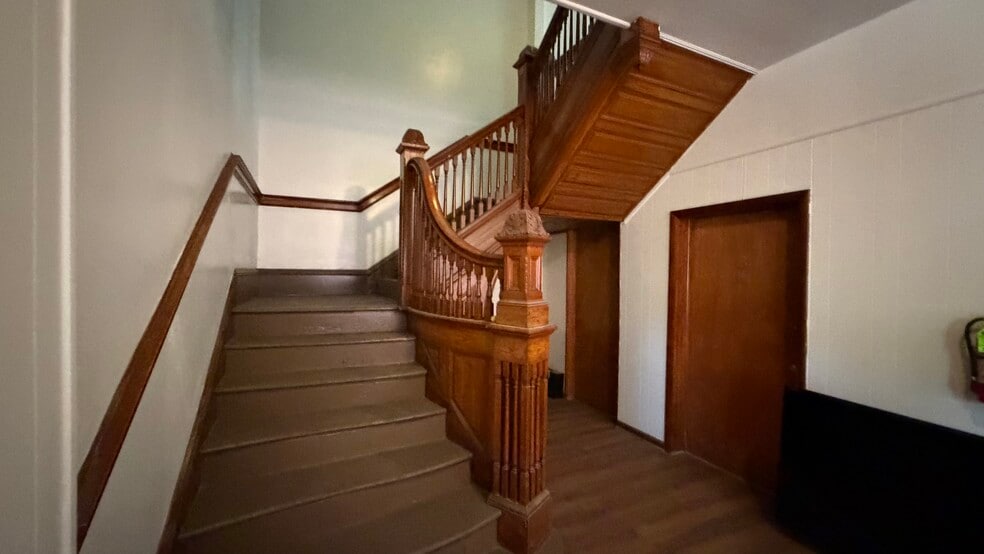 More Photos Of 78 S Main St, Phillipsburg Apartments For Sale
