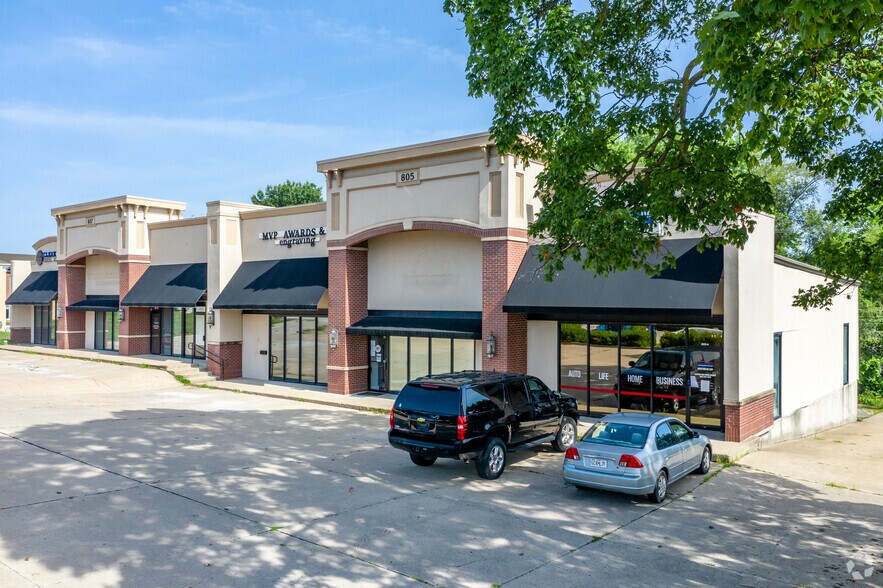 More Photos Of 805-807 W Main St, Blue Springs Storefront Retail Office For Sale