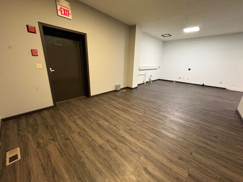 More Photos Of 816 Main St, Lafayette Storefront Retail Residential For Lease