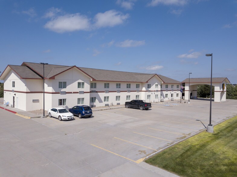 More Photos Of 305 Highway 183, Alma Hotel For Sale