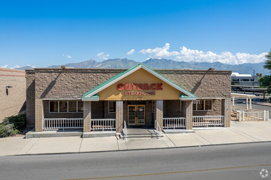 More Photos Of 2480 N Swan Rd, Tucson Unknown For Lease