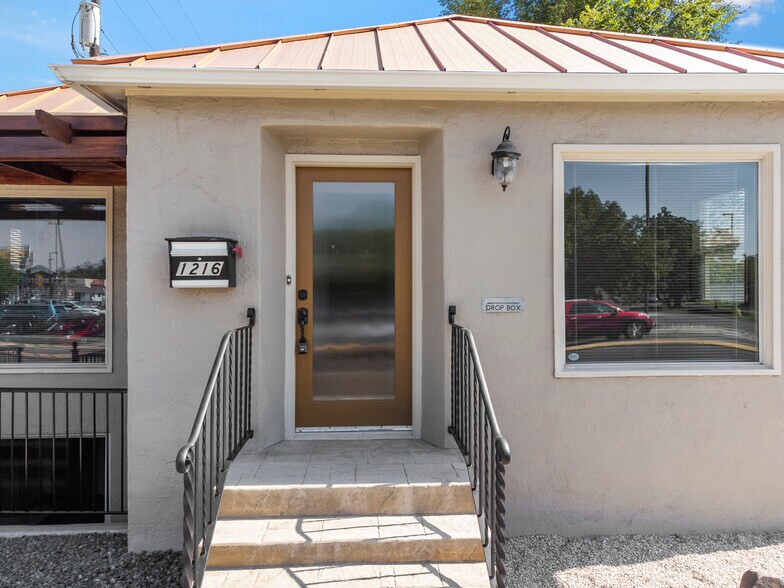 More Photos Of 1216 7th St S, Nampa Office Residential For Lease