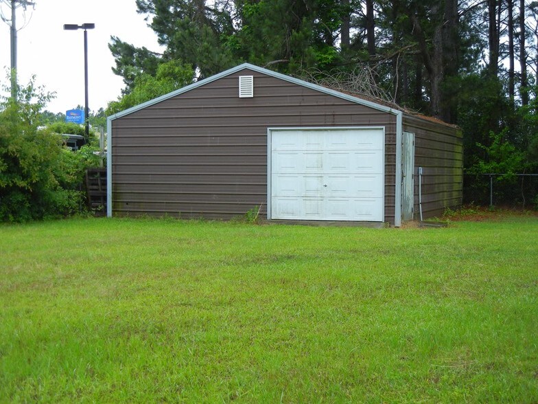 More Photos Of 3548 Marie St, Orangeburg Office For Sale