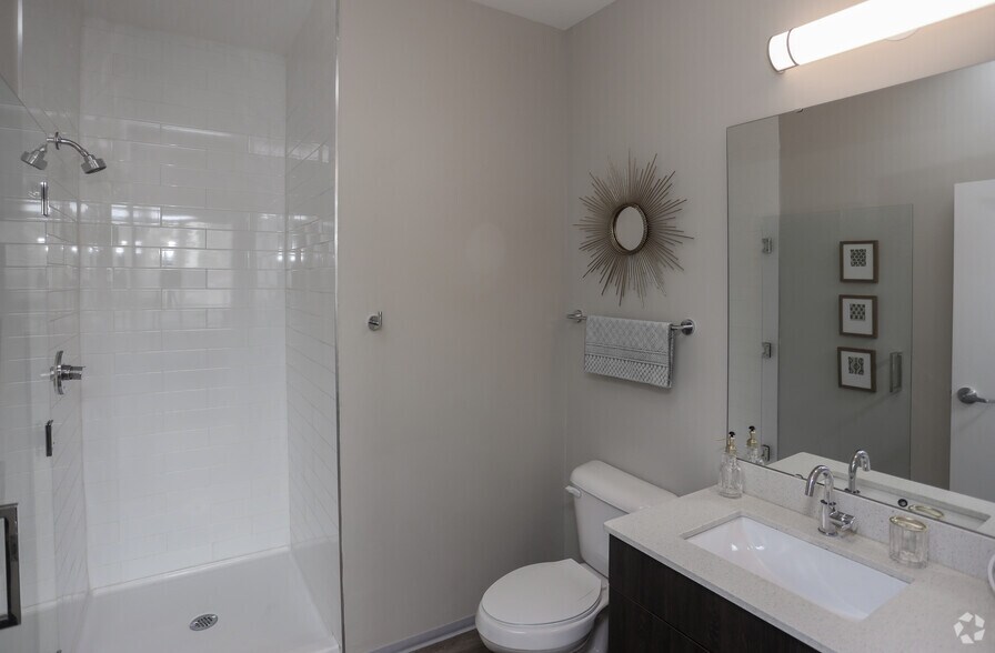 More Photos Of 1425 N Dunn St, Bloomington Apartments For Lease