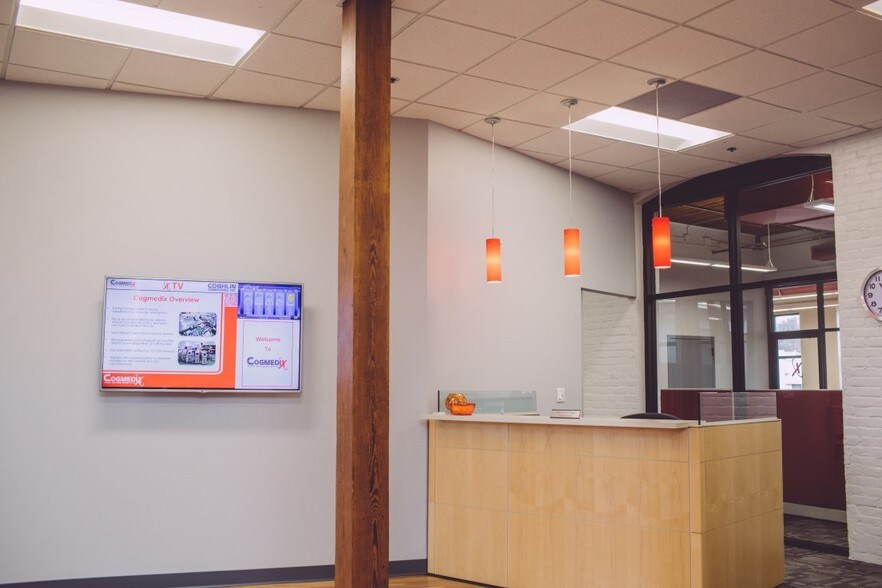 More Photos Of 17 Briden St, Worcester Manufacturing For Lease