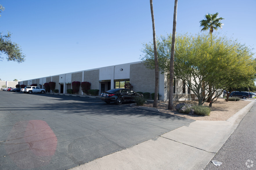 Primary Photo Of 10201 N 21st Ave, Phoenix Warehouse For Lease