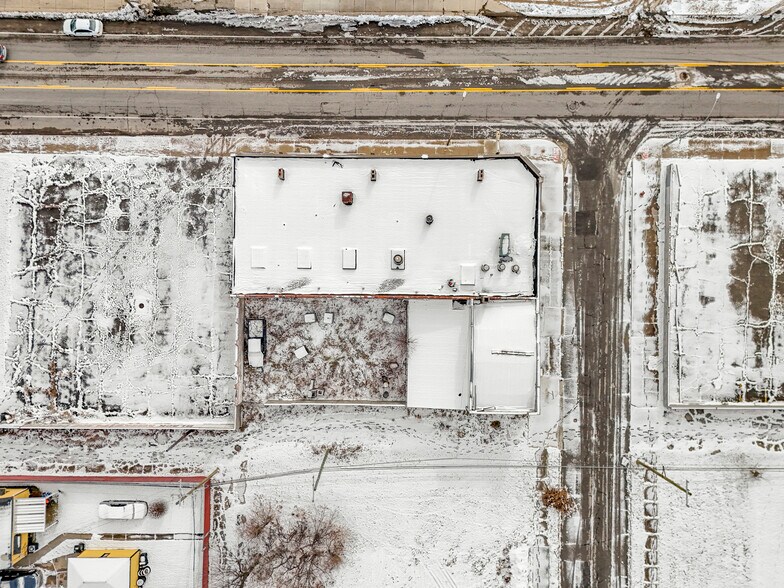 More Photos Of 3328 Joy Rd, Detroit General Retail For Sale