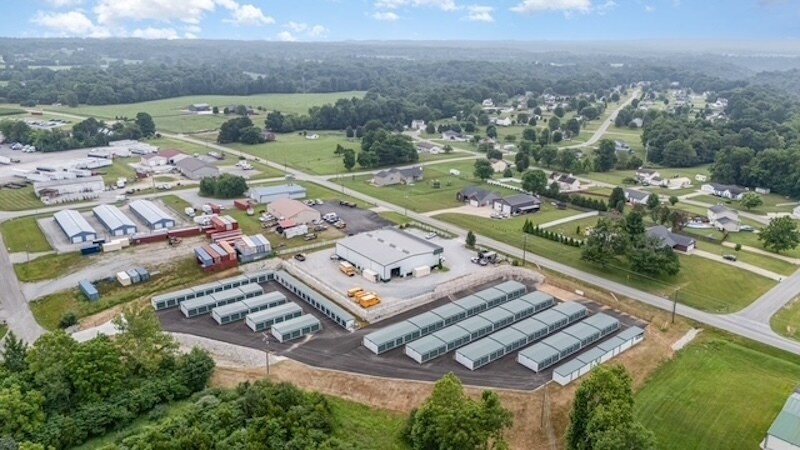 More Photos Of 81 W Quarry Ridge Crt, Elizabethtown Self Storage For Sale