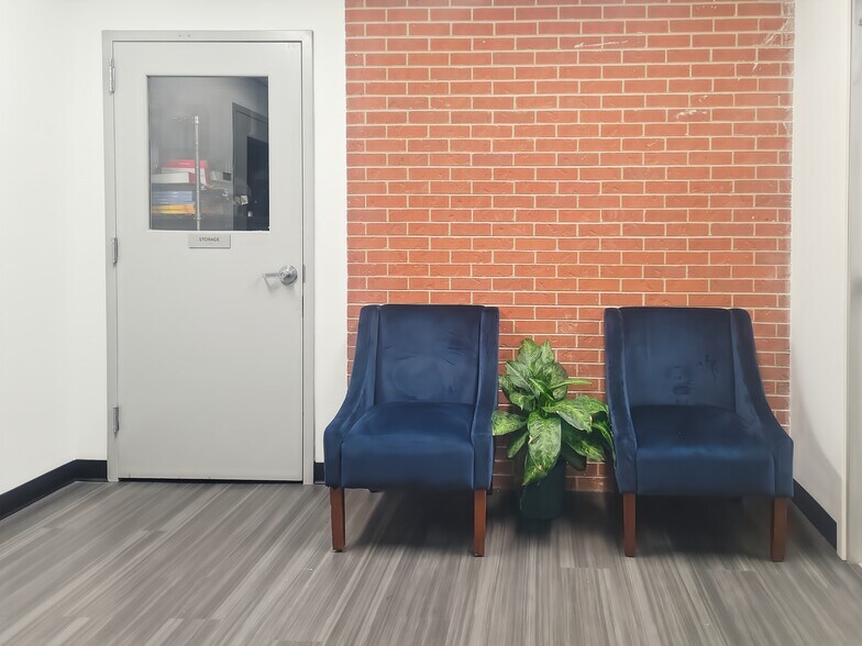 More Photos Of 350 Terry St, Longmont Coworking Space