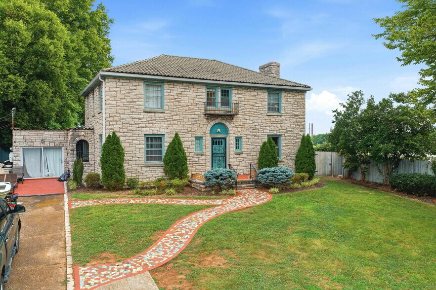 More Photos Of 2715 Sullins St, Knoxville Apartments For Sale