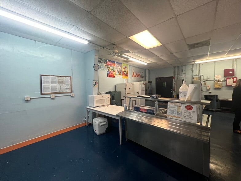 More Photos Of 1420 Mason Ave, Daytona Beach Freestanding For Sale